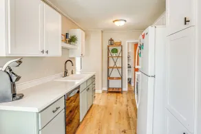 Pet-friendly Watertown Home ~ 1 Mi to Downtown! - Interiør