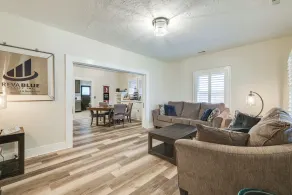 Sunny Turlock Cottage: Walk to Downtown! - Intérieur