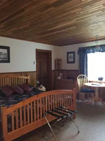 Blue Grouse Country Inn Bed & Breakfast - Chambre