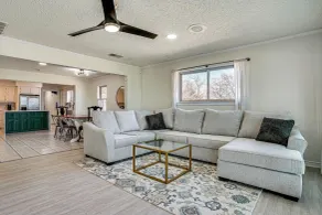 Private Beach & Dock: Home on Eagle Mountain Lake - Innenbereich