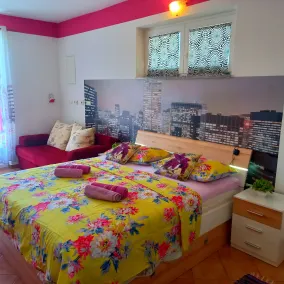 Pretty Apartment With Terrace on Island Rab - Room