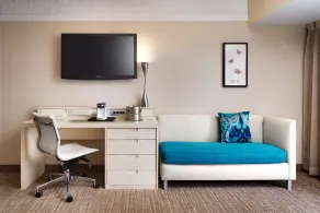 Atrium Hotel Orange County - Chambre