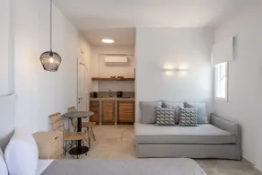 Drios Luxury Studios - Room