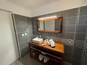 Hôtel & Villa Le Cocotel - Badrum