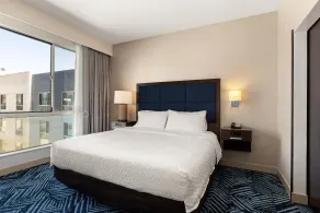 Hampton Inn & Suites Los Angeles - Glendale - Quarto