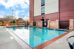 AmericInn by Wyndham Stonecrest near Atlanta - Piscine