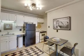 Unique Aparthotel Stay 15 Mi to Overland Park - Interiør