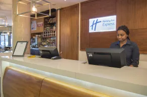 Holiday Inn Express Sheffield City Centre by IHG - Resepsjon