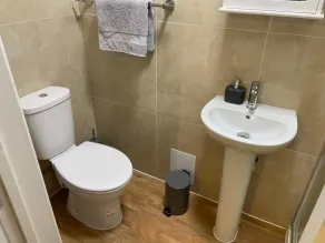 Castle Hill Resident - Bathroom