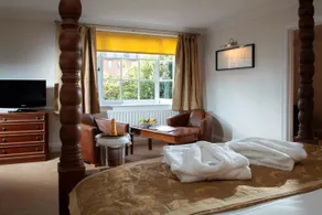 The Chequers Hotel - Room