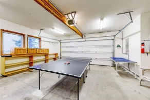 4BR Oceanfront Oasis w/ Patio, Views & Games - Innenbereich