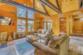 Peaceful & Private Cloudcroft Cabin with Deck! - Innvendig