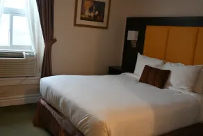 The Gananoque Inn - Chambre