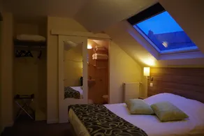 Logis Hotel Le Chêne Vert - Værelse