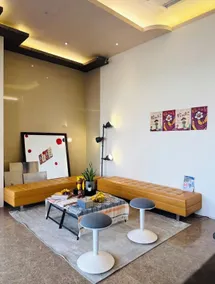 West Hotel - Hall
