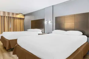 Rodeway Inn & Suites Saginaw I-675 - Chambre