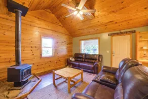 Private Lake & Dock: Log Cabin, 2 Mi to Clay! - Interiør