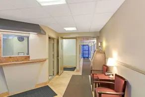 Super 8 Long Island City LGA - Hall