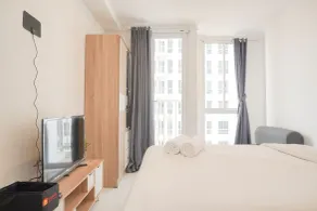Well Furnished Studio With Sofa Bed At Tokyo Riverside Pik 2 Apartment - Værelse