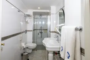 Reo Hotel  - Bagno