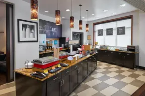 Hampton Inn Washington-Downtown-Convention Center - Room