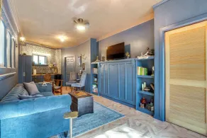 Grill & Rooftop Deck: Cozy Hideaway in Garfield - Innvendig