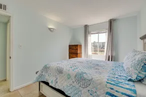Okaloosa Island Condo Near Boardwalk & Beach! - Intérieur