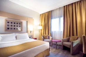 Golden Tulip Le Diplomate - Room