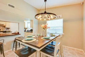 Explore Tampa Bay! Family Home w/ Lanai, Game Room - Innenbereich
