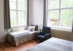Guesthouse Eleven Hotel - Værelse