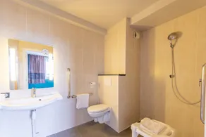 B&B HOTEL Lieusaint Carré Sénart - Salle de bain