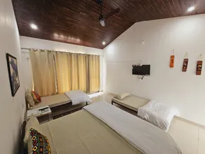 The Himaya's resort  - Rum