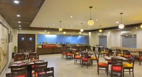 Ginger Bhavnagar - Restaurant