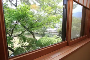 Yufuin Yamaboushi - Vista do quarto