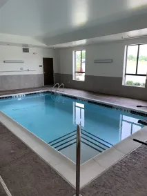 Comfort Inn & Suites Clarkston Pine Knob Area - Piscine