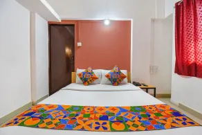 Hotel Green Leaves by OYO Rooms - Quarto