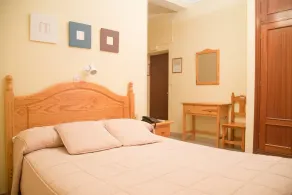 Hostal Sierpes - Room