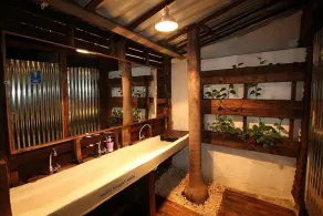Hostel la Antigua Capsula - Bathroom