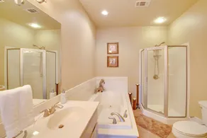 Pool & Lake Hamilton Access: Hot Springs Condo! - Intérieur
