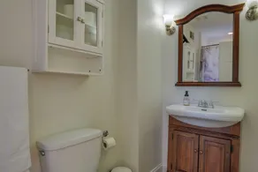 1 Mi to to M&T Bank Stadium: Home w/ Rooftop Patio - Interior