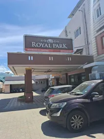 THE ROYAL PARK - Façade de l’hébergement