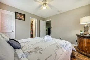 Home in Temple w/ Screened Porch + Gas Fireplace! - Room