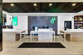 Holiday Inn & Suites St. Cloud by IHG - Réception