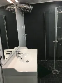 Kirjakkalan Ruukkikylä - Badezimmer