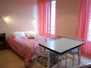 LE MODERNE VEYNES - Location d'appartements à la nuitée - Camera