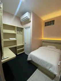 Karana Guesthouse Syariah Bandung & Luang Cafe - Værelse