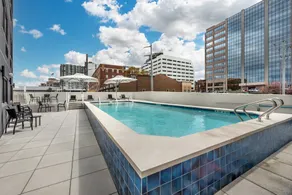 Holiday Inn Express & Suites Nashville West End - Univ Area by IHG - Pool