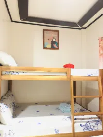 Lolo Bob's Bed And Breakfast - Zimmer