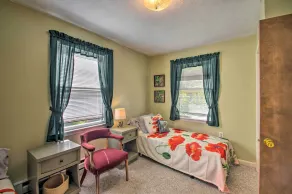 Quaint Hinton Hideaway - Hunt & Fish Nearby! - Interiør