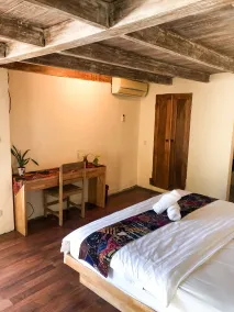 Tree House Lodge - Rum